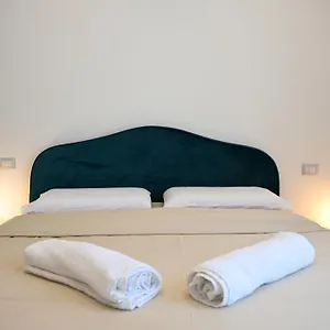 Qhouse Napoli